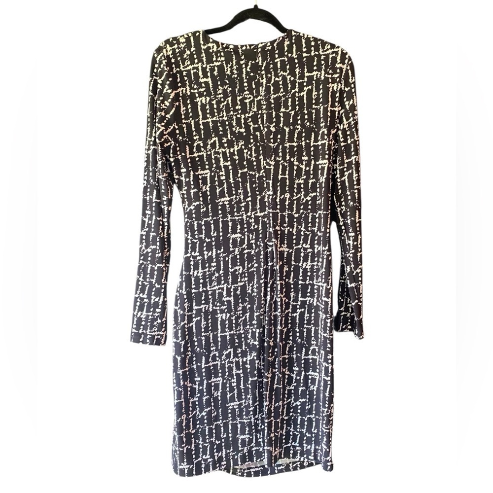 Calvin Klein Black and White Long Sleeve Faux Wrap Dress. Size 12 - Picture 2 of 13